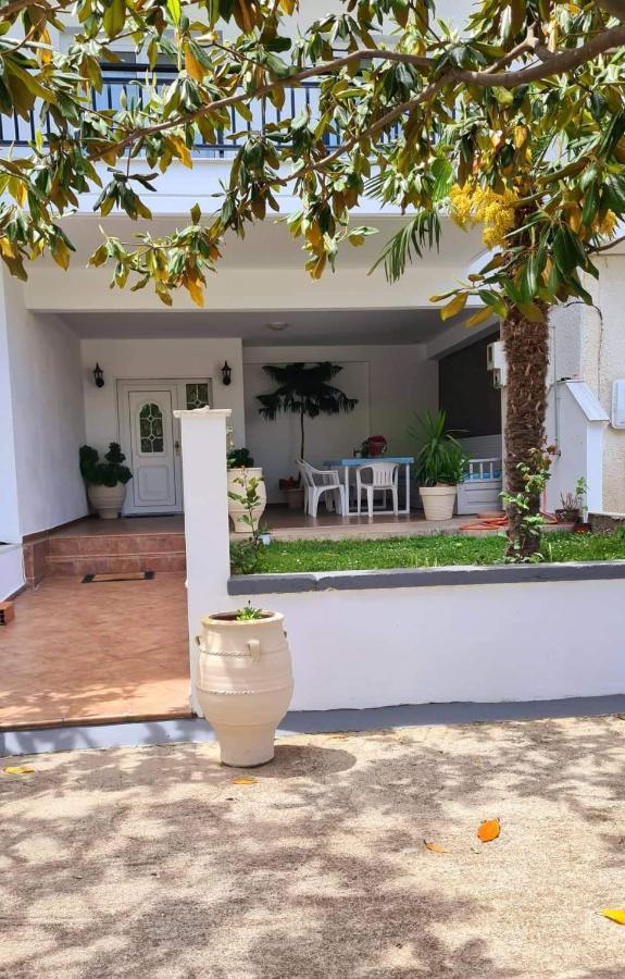 Studio Γιαννησ Neoi Poroi Bagian luar foto