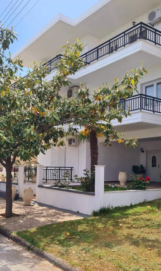 Studio Γιαννησ Neoi Poroi Bagian luar foto