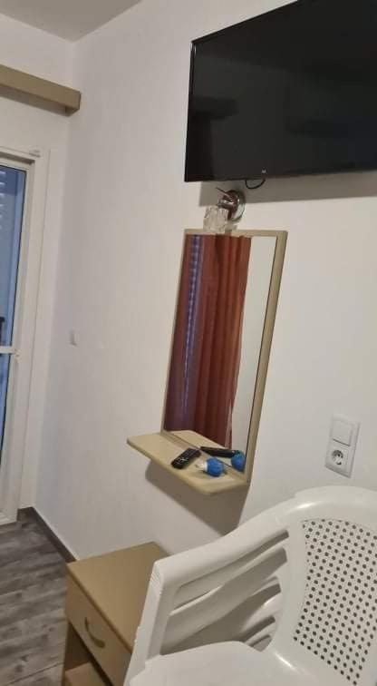 Studio Γιαννησ Neoi Poroi Bagian luar foto